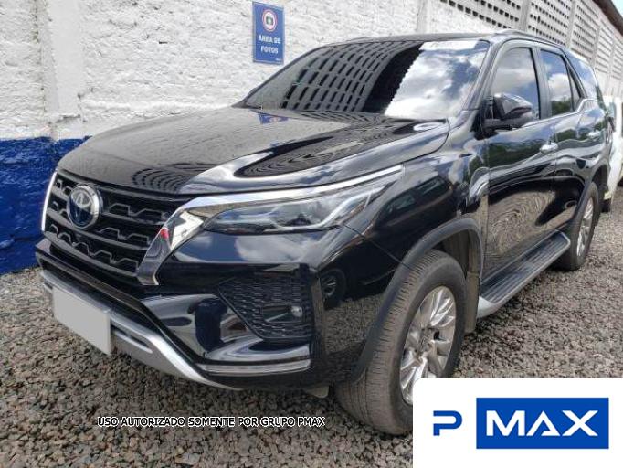 TOYOTA HILUX SW4 22/22 TOYOTA HILUX SW4 22/22